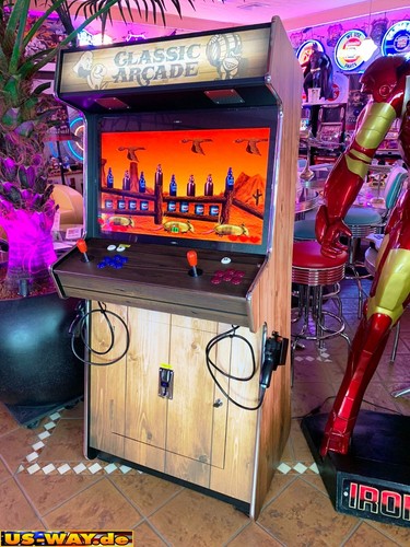 Classic arcade retro tv - retro,